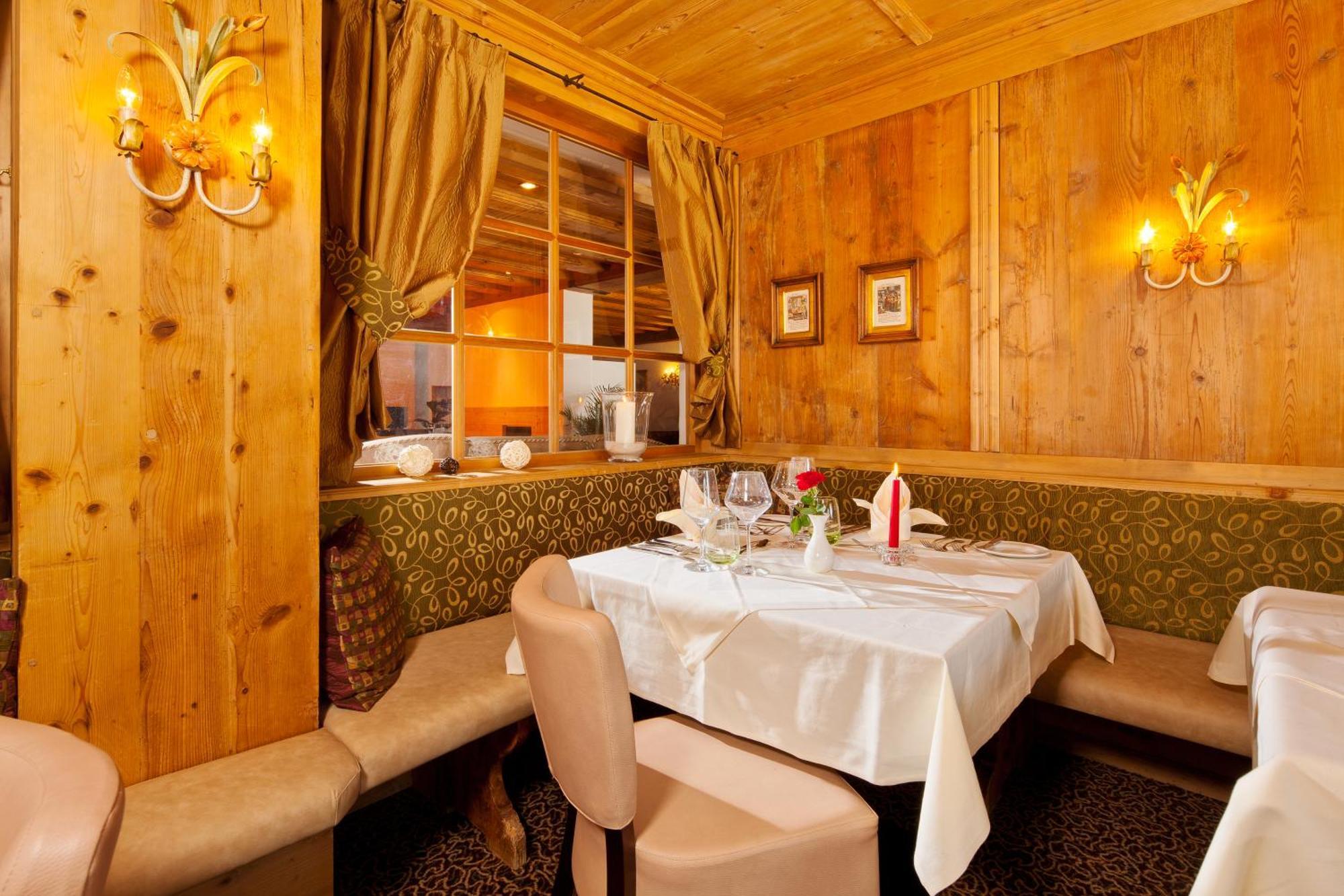 Hotel Hocheder Seefeld in Tirol Eksteriør billede